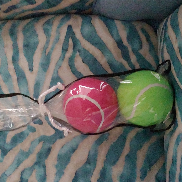 Dog Toy 5" Giant Fetch Tennis Balls Prop Kids Toy - Picture 1 of 2